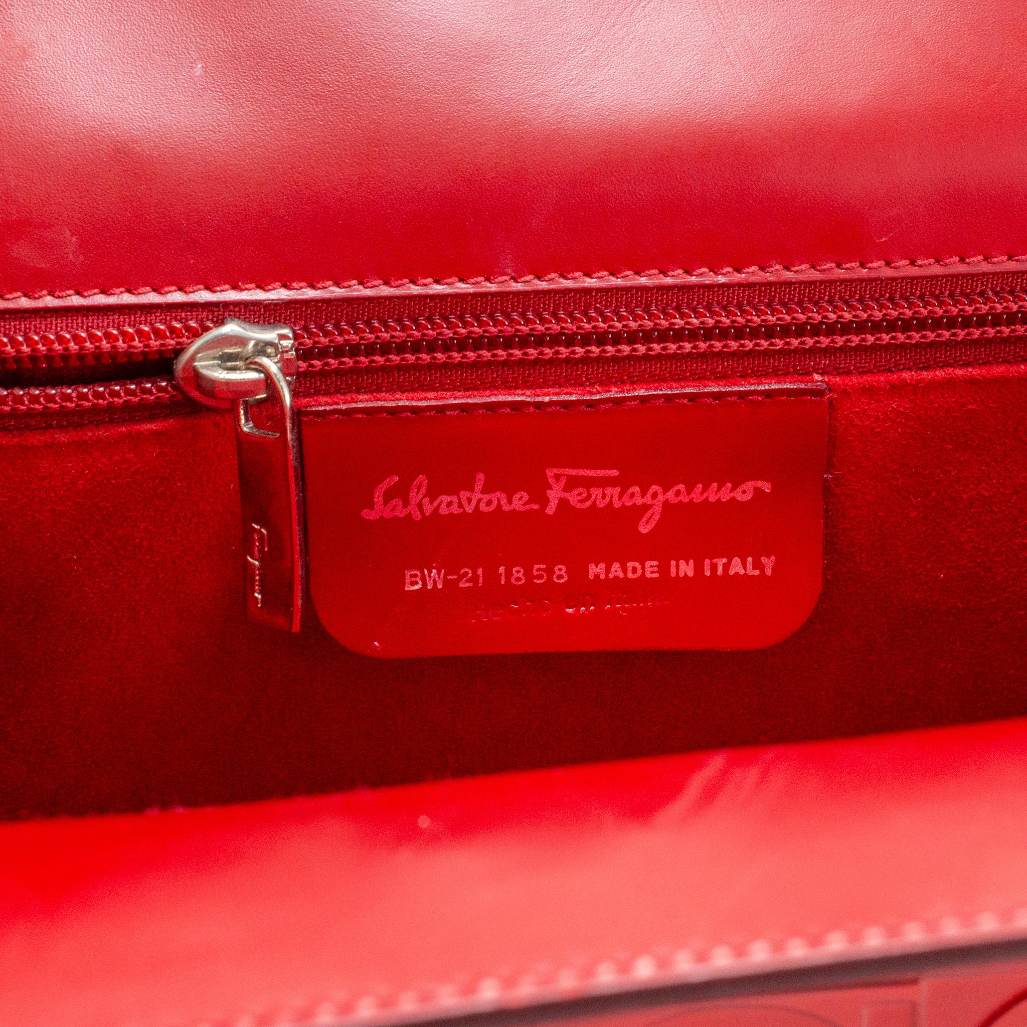 Vintage Salvatore Ferragamo Gancini Bw-21 1858 Rot Leder Top Handle Handtasche im Angebot 2