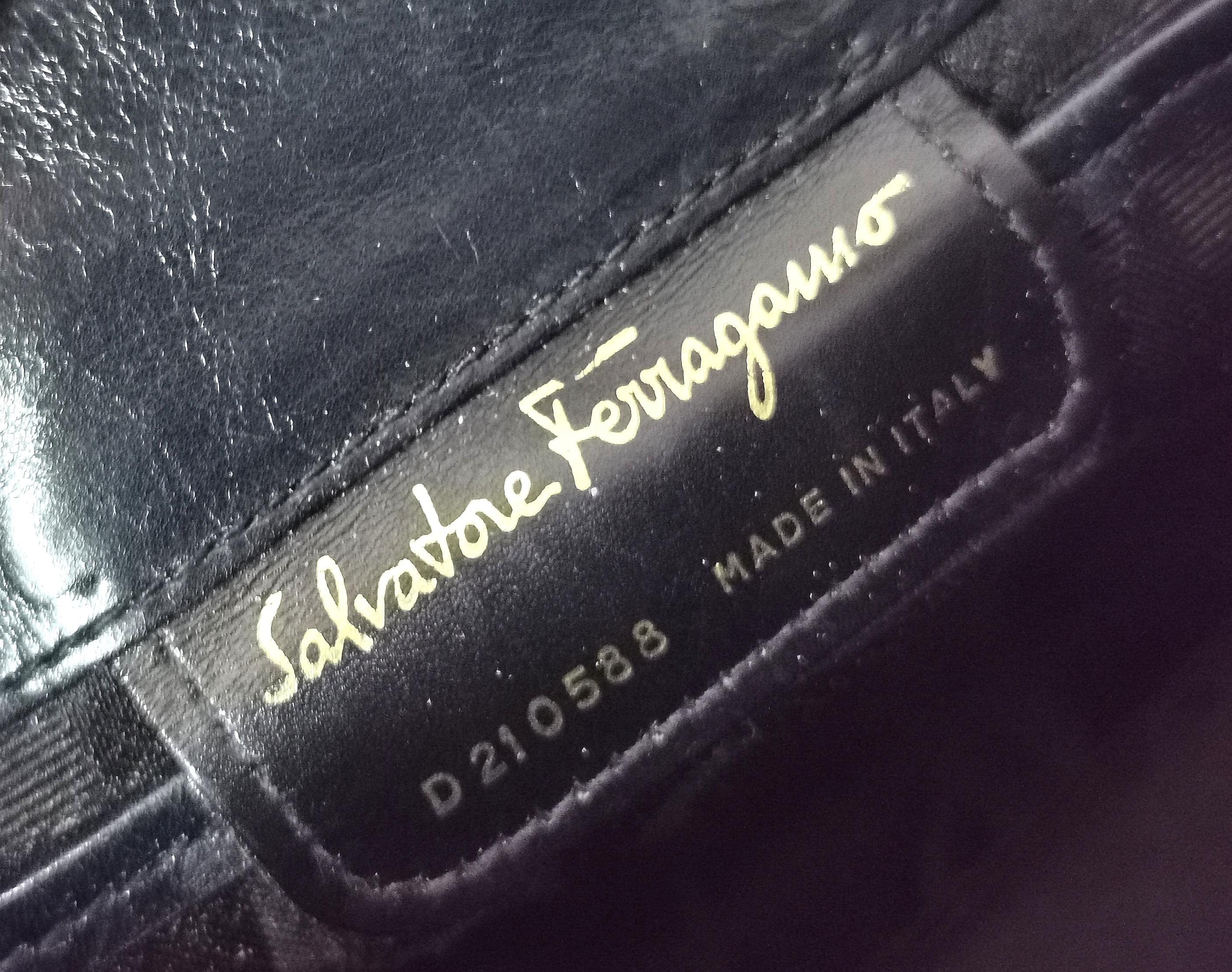 Vintage Salvatore Ferragamo shoulder bag, clutch  For Sale 5