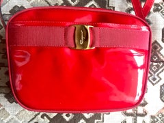 Salvatore Ferragamo vara Vintage patent enamel lipstick red shoulder bag