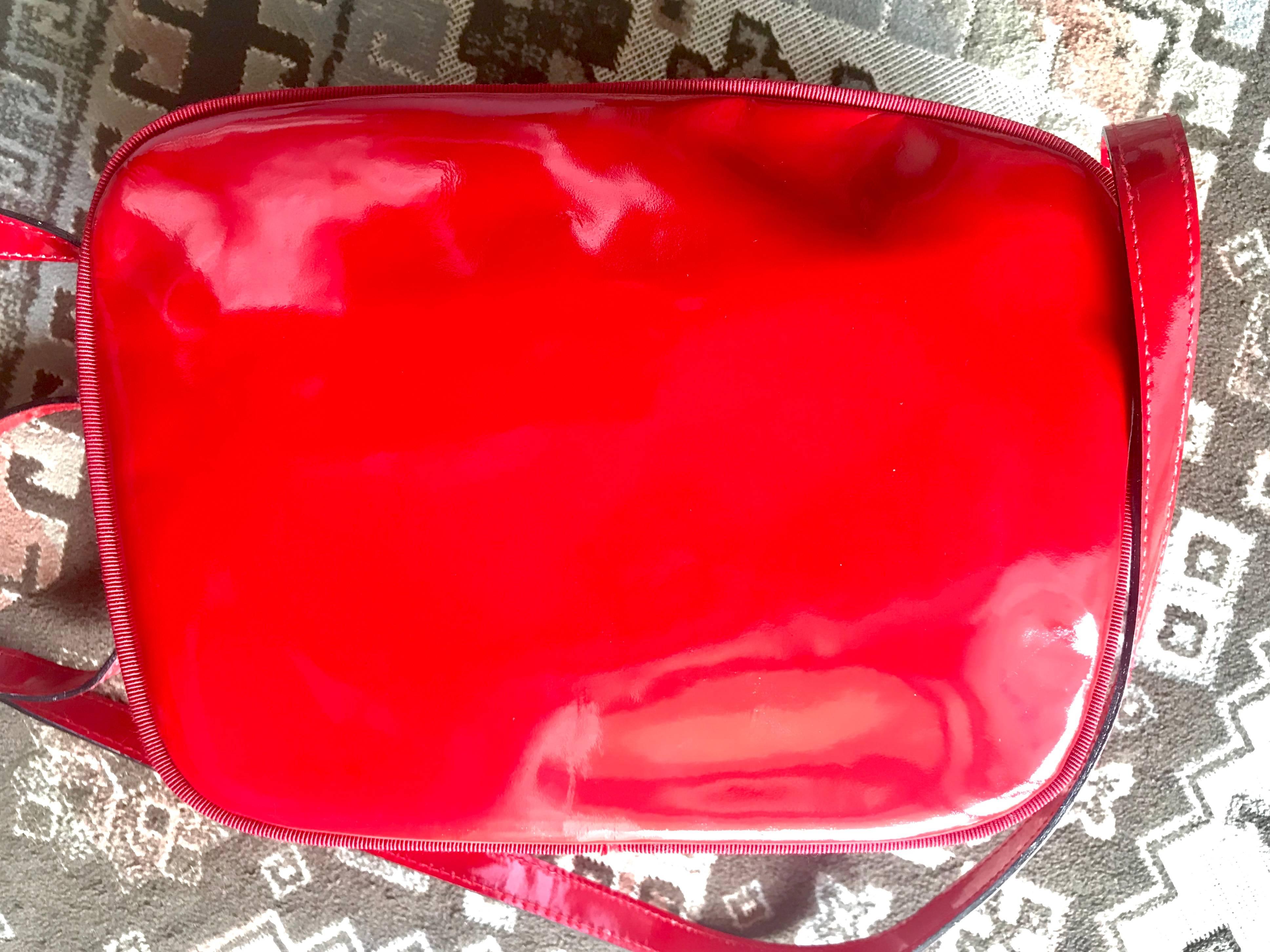 Red Salvatore Ferragamo vara Vintage patent enamel lipstick red shoulder bag  For Sale