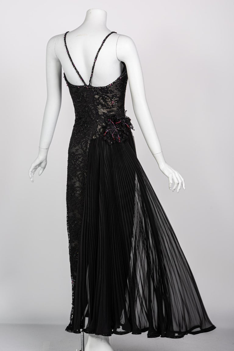 saks fifth avenue evening dresses Alex Evenings Petite Elaine Sleeveless Lace Gown Buff / 6P