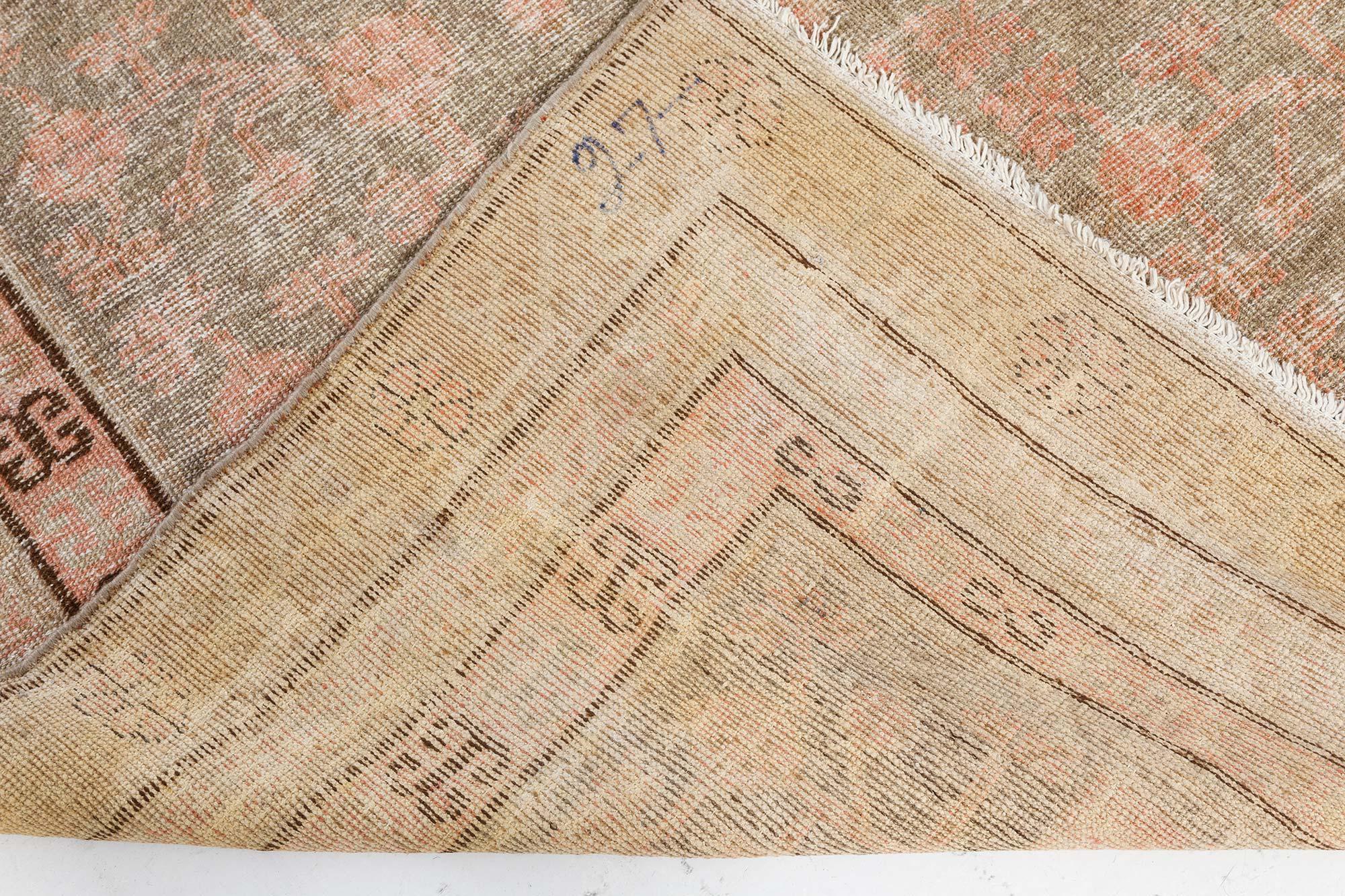 Tapis botanique Samarkand 'Khotan' vintage fait main Doris Leslie Blau en vente 2