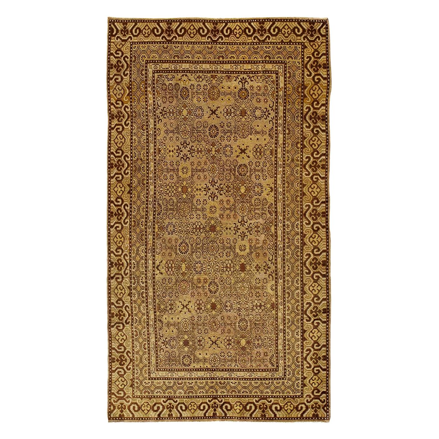Handgewebter Samarkand 'Khotan' Vintage-Teppich aus Wolle im Angebot