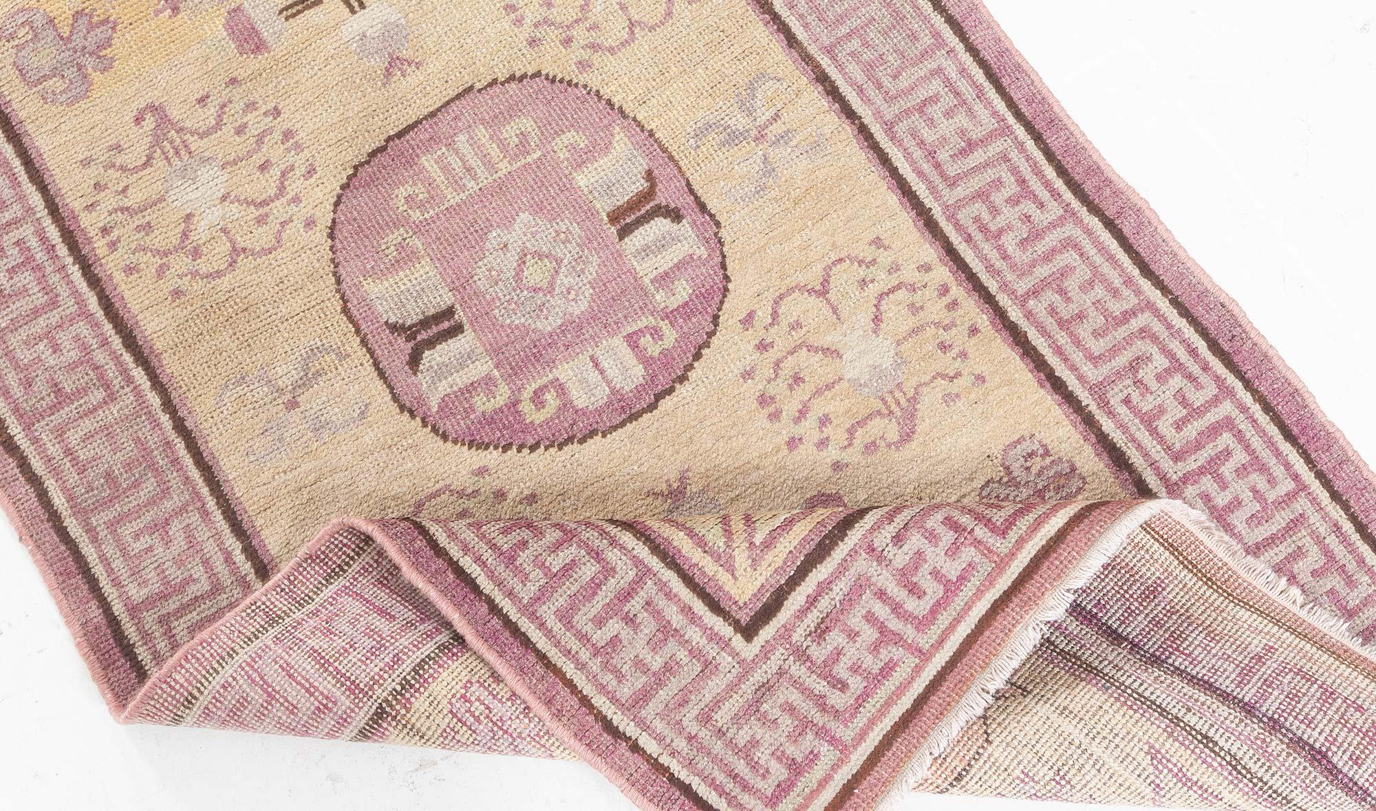 Samarkand (Khotan) Handgefertigter Vintage-Wollteppich im Zustand „Gut“ im Angebot in New York, NY