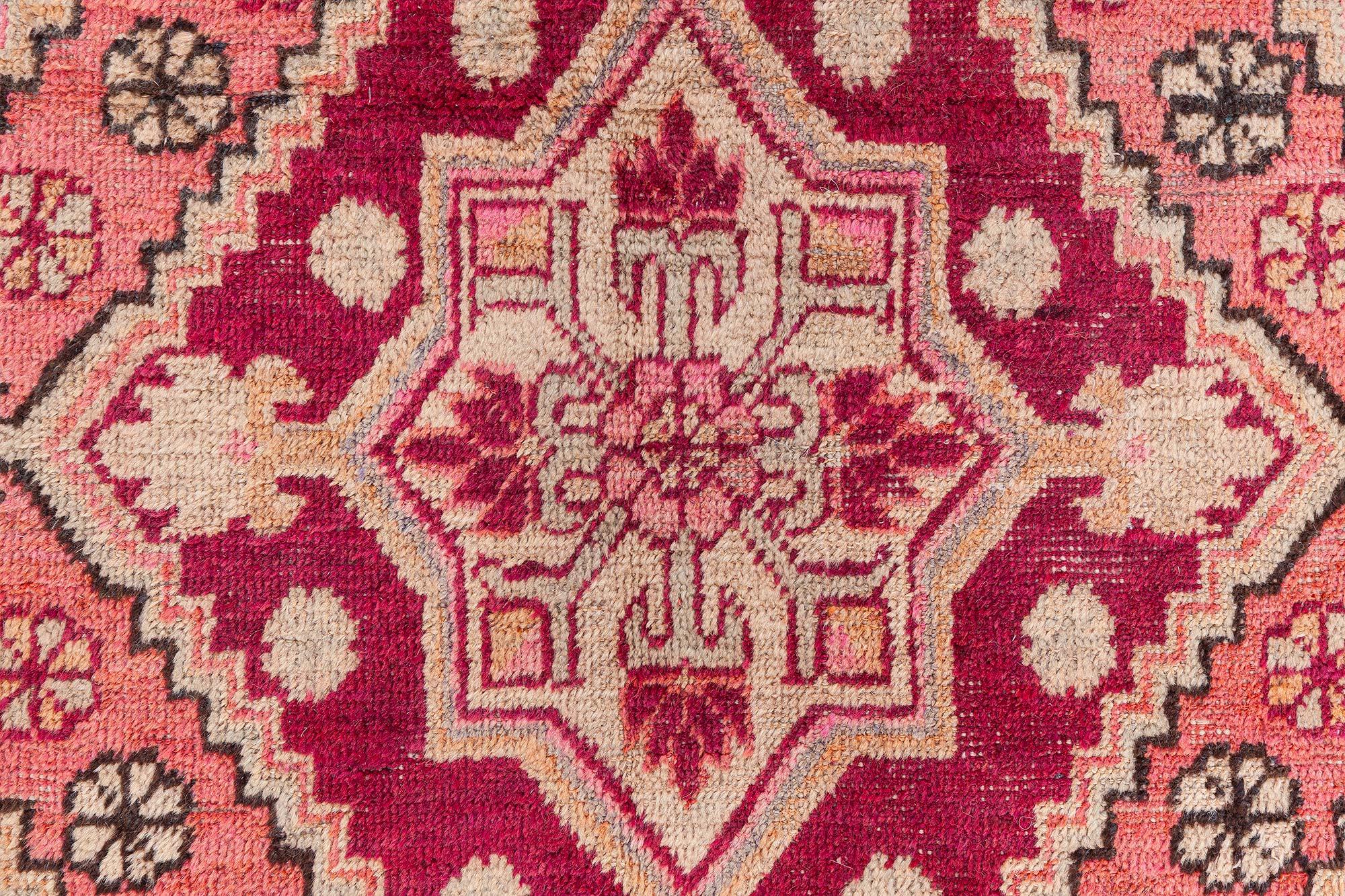 Turkestan oriental Tapis Samarkand Doris Leslie Blau en vente