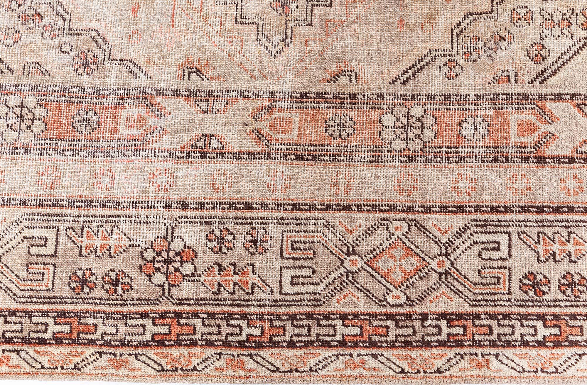 Turkestan oriental Tapis Samarkand Doris Leslie Blau en vente