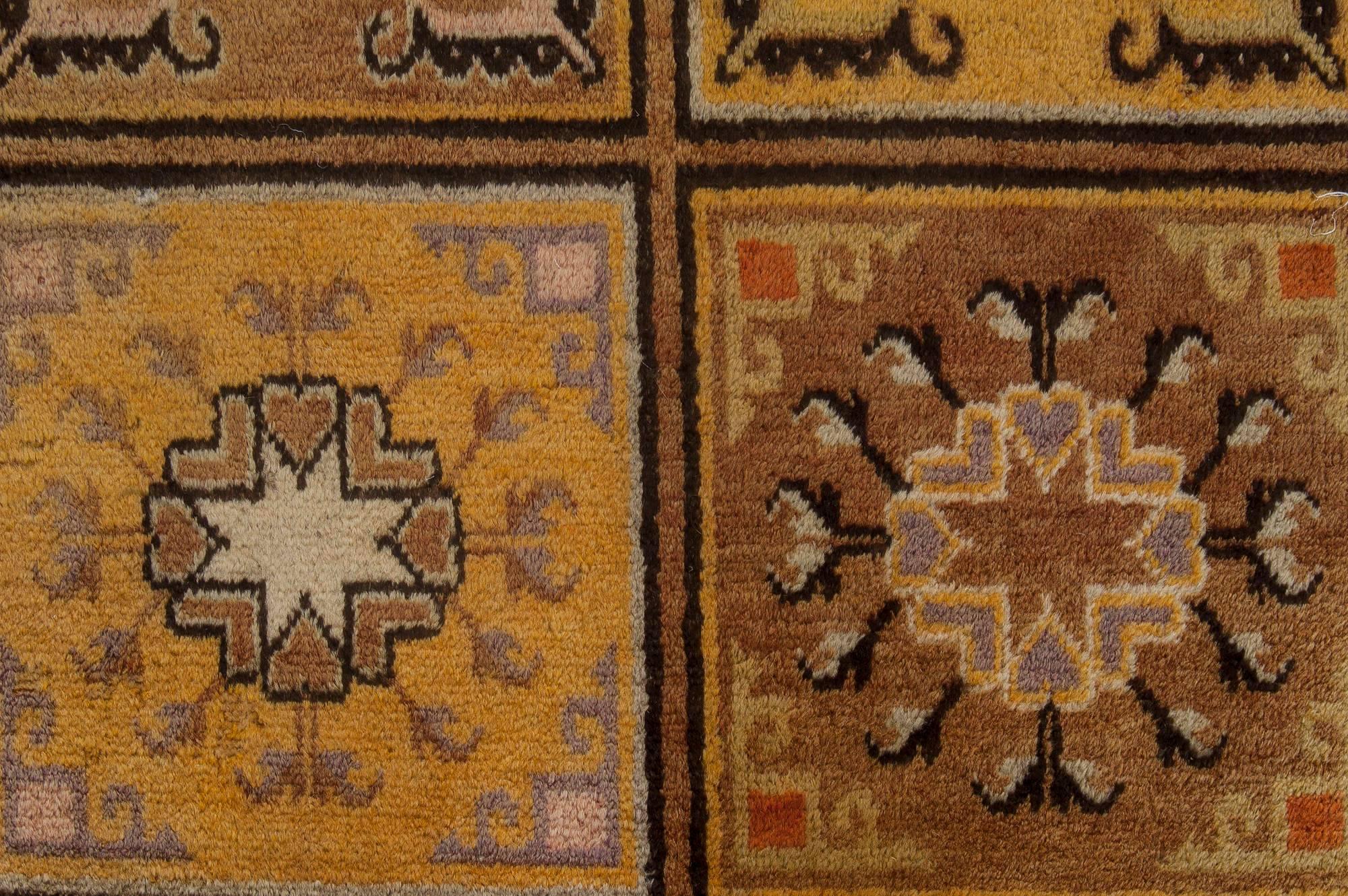 Vintage Samarkand yellow, brown handmade wool rug
Size: 4'6