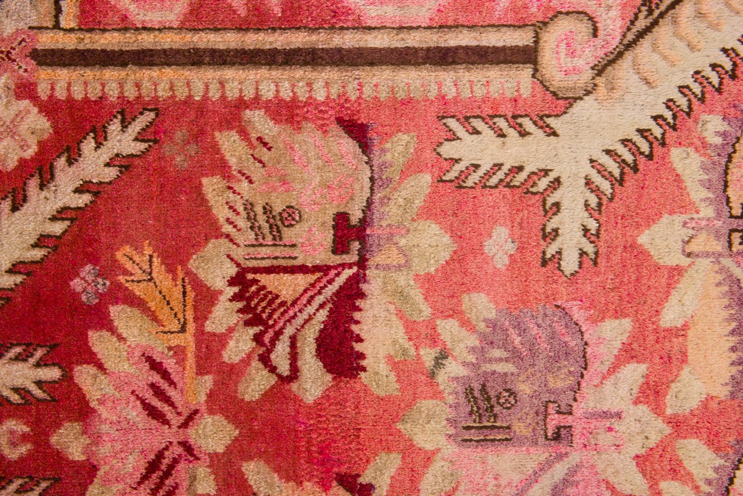 Samarkanda-Teppich in Rosa mit interessantem Preis (Wolle) im Angebot