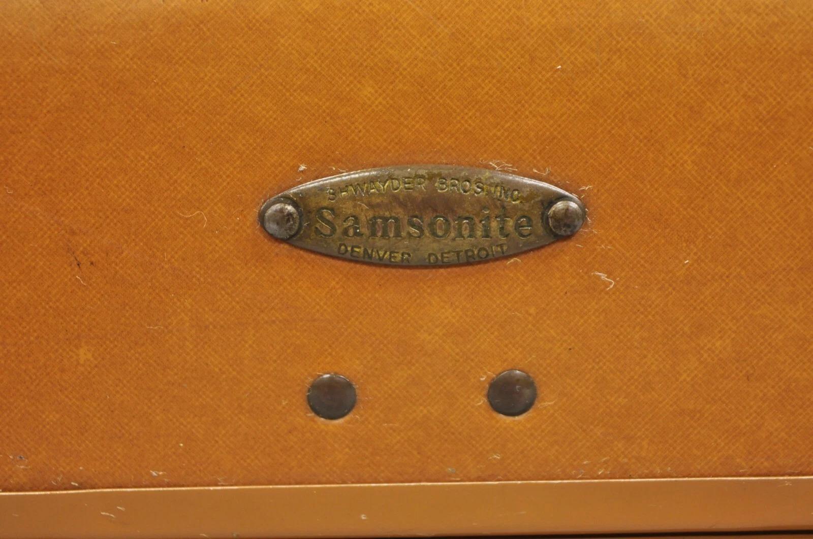 20th Century Vintage Samsonite Art Deco Brown Leather Hardcase 21