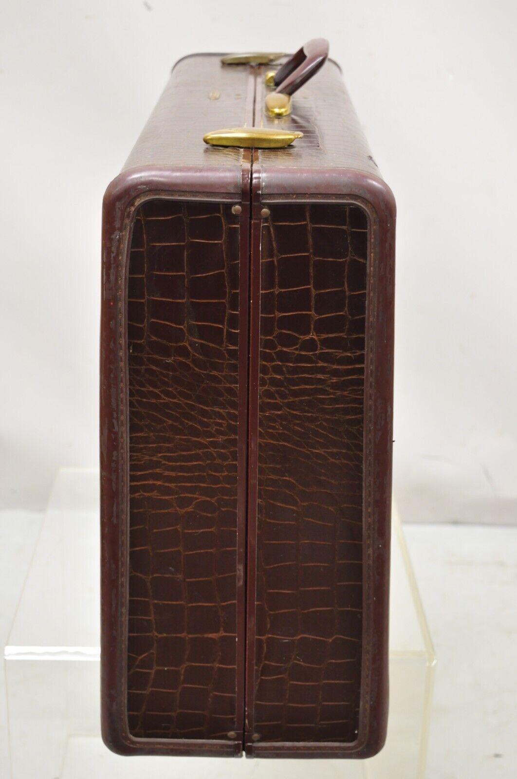 Vintage Samsonite Brown Leather Alligator Embossed Suitcase Luggage 6
