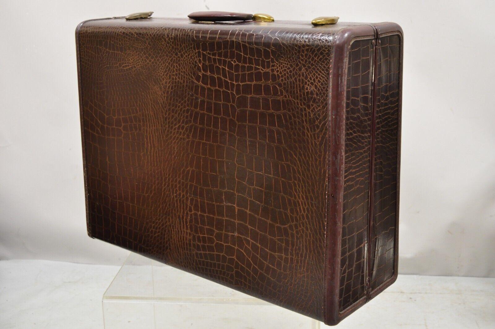 Vintage 1940s Eveleigh Brown Leather Train Case Alligator -  India