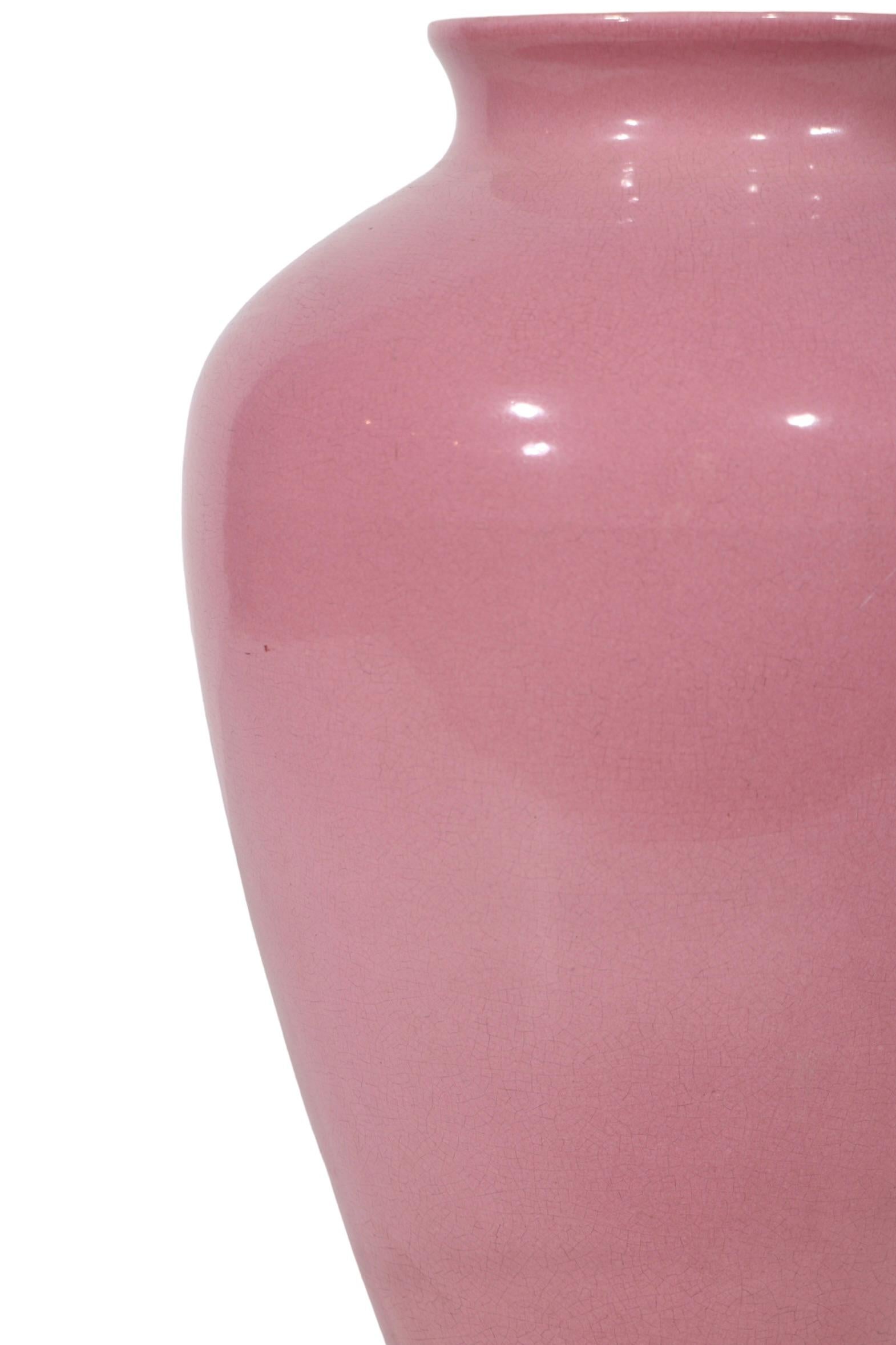 Arti e Mestieri d'Epoca  Art Déco  Vaso di sabbia - Smalto rosa scuro in vendita 5