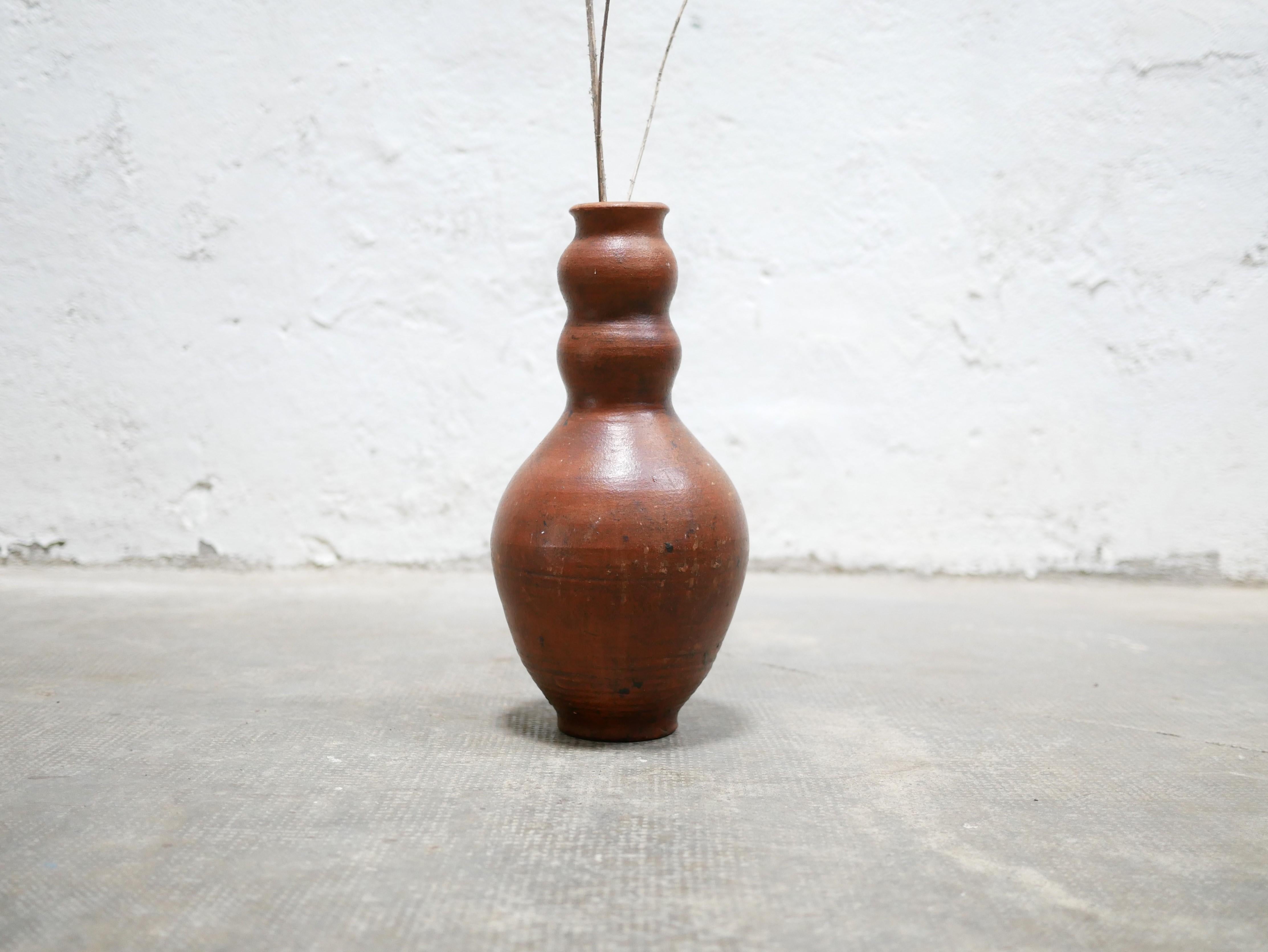 Vintage sandstone vase For Sale 2