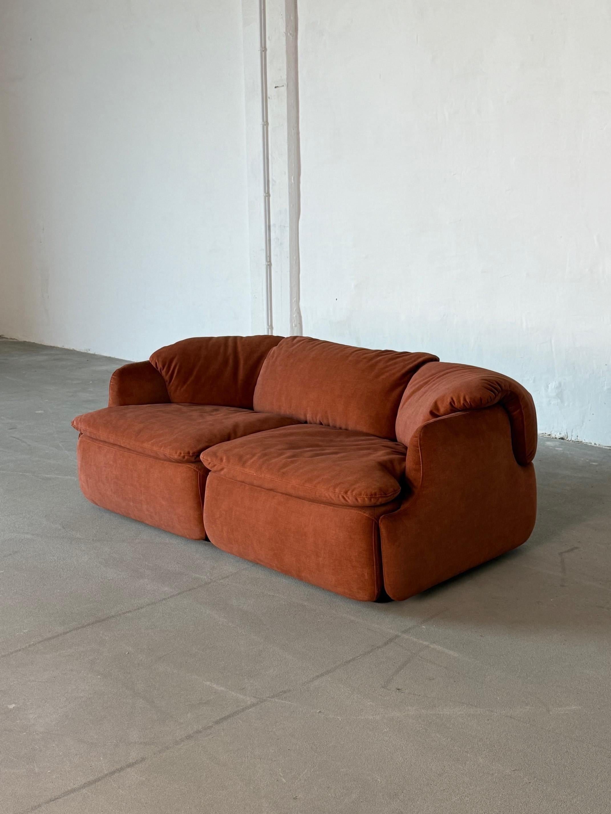 Sofá vintage Saporiti 