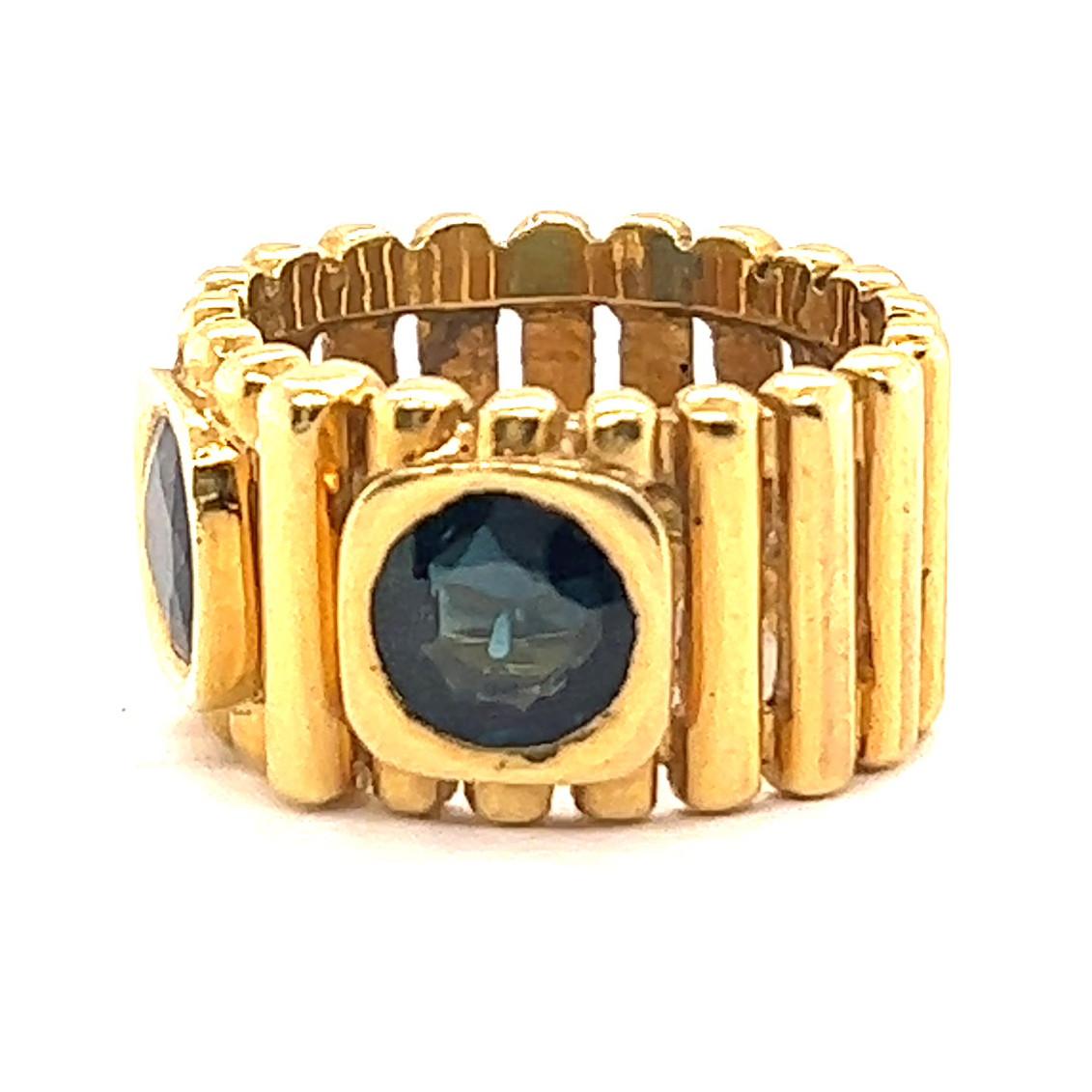 Women's or Men's Vintage Sapphire 18 Karat Two Stone Ring