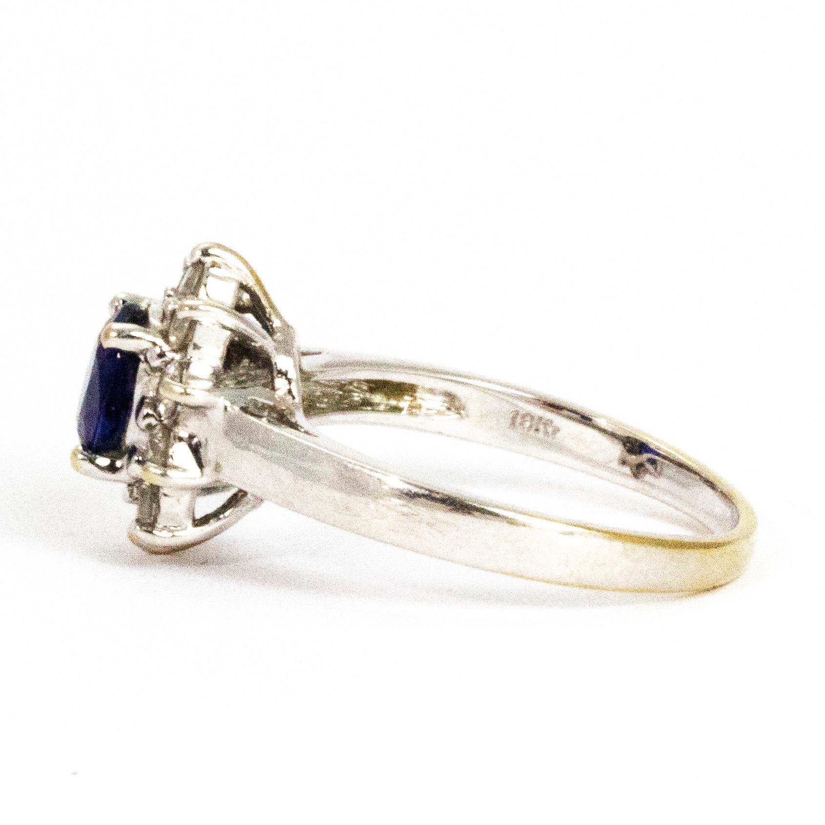 Modern Vintage Sapphire and Diamond 18 Carat Gold Cluster For Sale