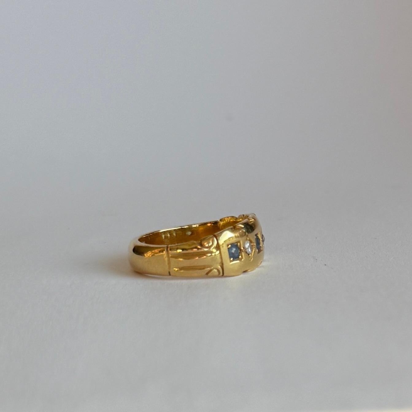 Women's Vintage Sapphire and Diamond 18 Carat Gold Five Stone Band For Sale