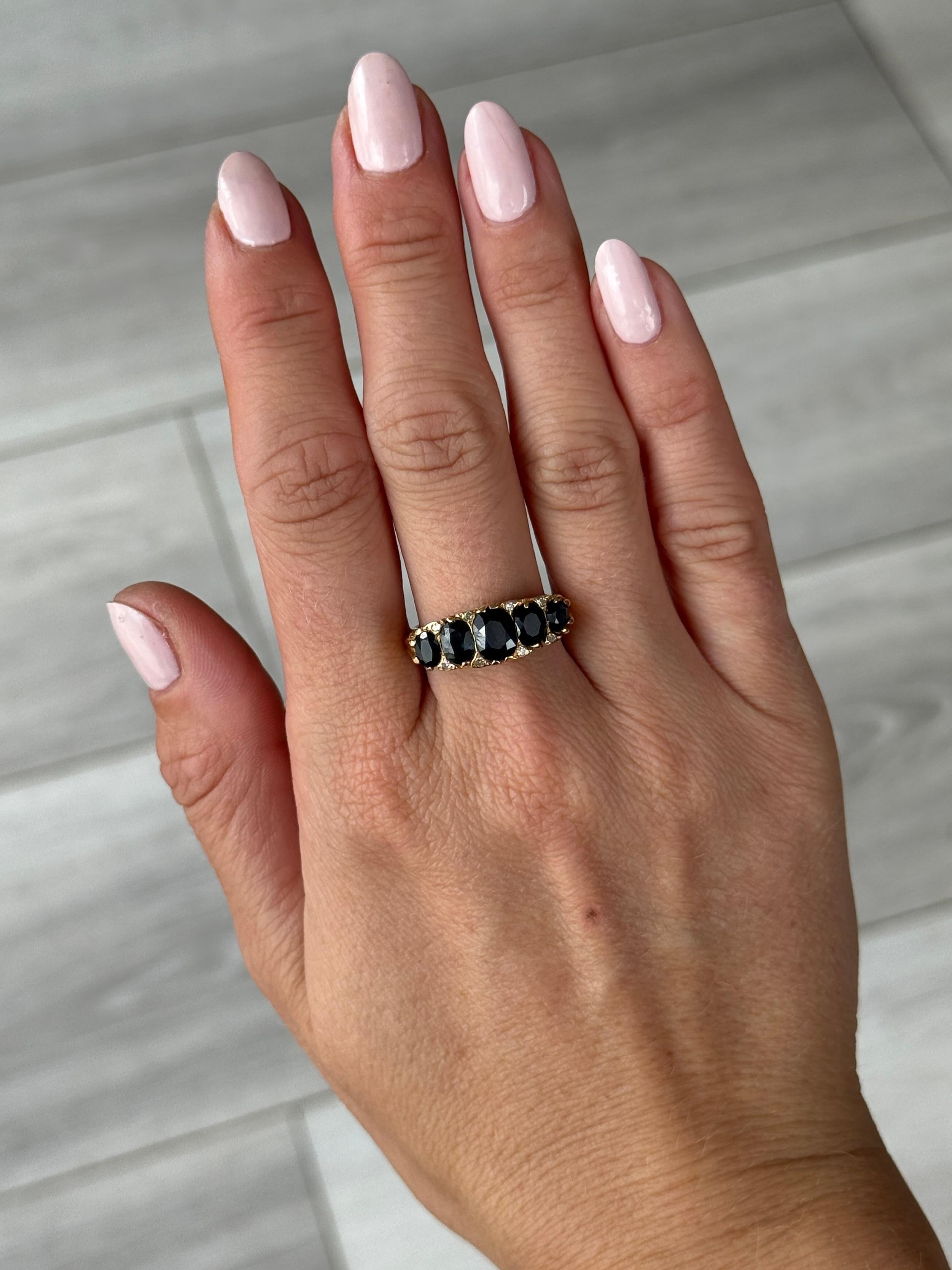 Round Cut Vintage Sapphire and Diamond 18 Carat Gold Five-Stone Ring For Sale