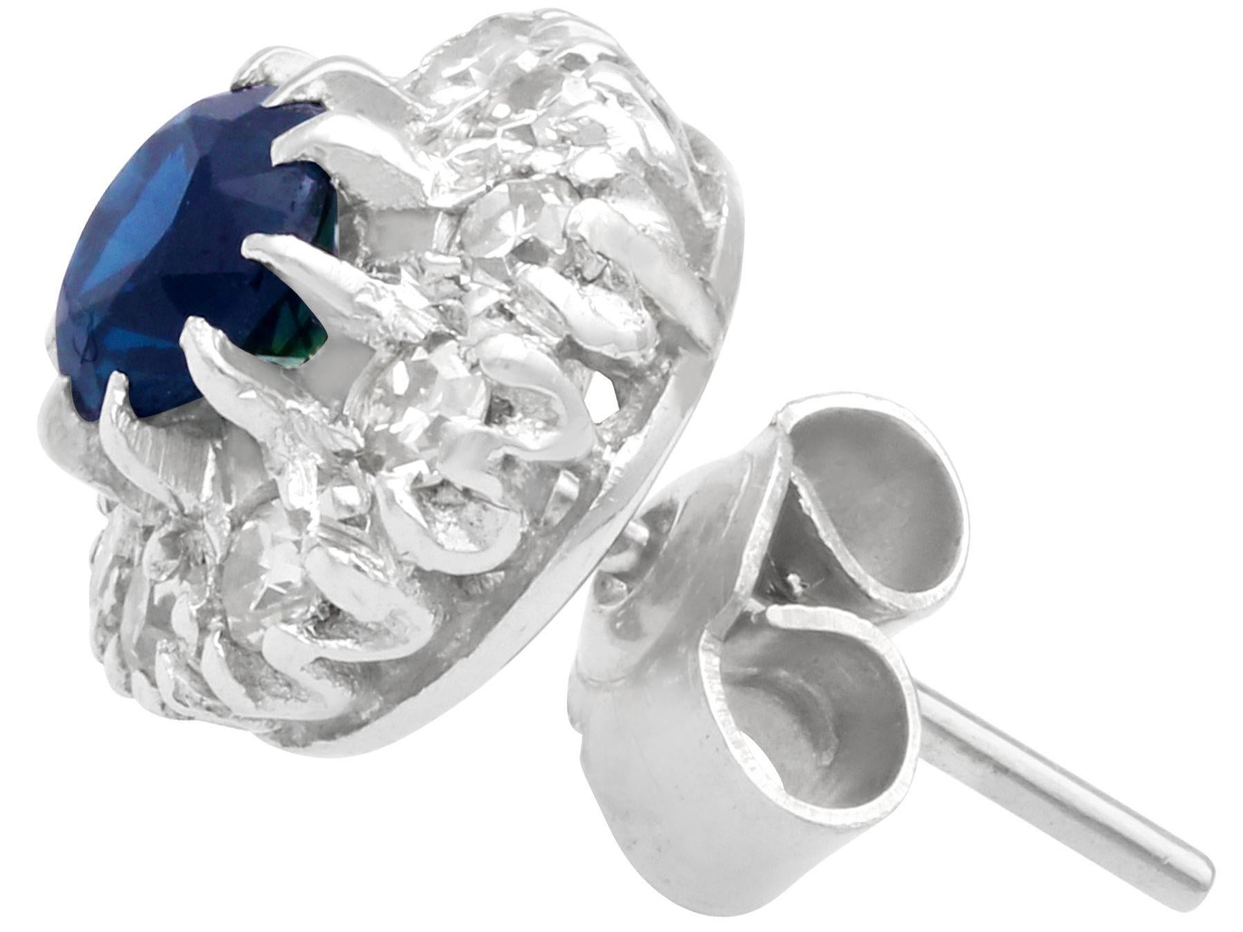 Vintage Sapphire and Diamond 18K White Gold Cluster Earrings In Excellent Condition In Jesmond, Newcastle Upon Tyne