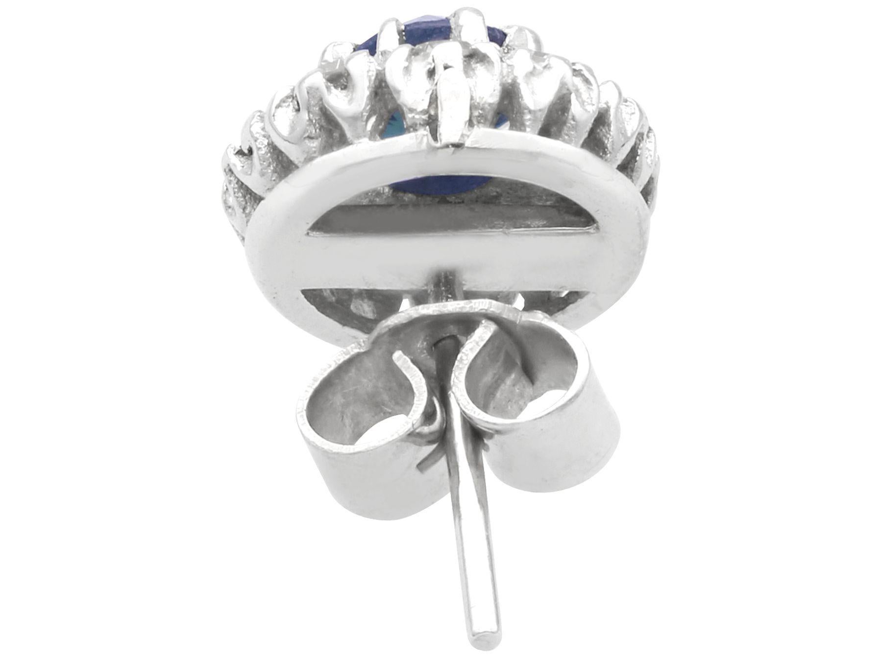 Saphir- und Diamant-Cluster-Ohrringe aus 18 Karat Weißgold im Angebot 1