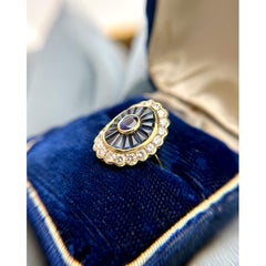 Anello da cocktail vintage in oro giallo 18 carati con zaffiro e diamanti