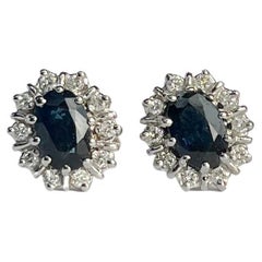 Vieux clous d'oreilles en or 9 carats avec saphirs et diamants