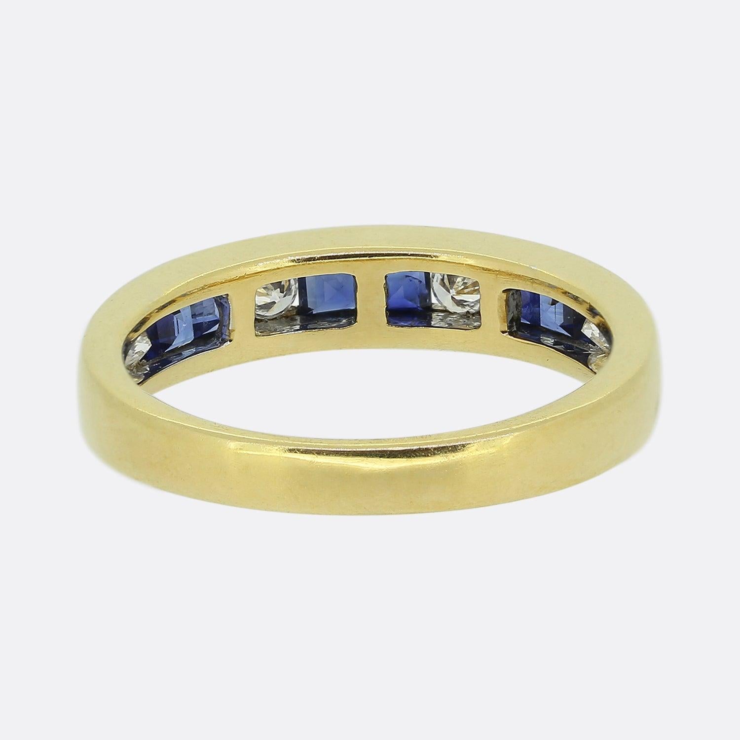 Vintage Sapphire and Diamond Band Ring In Good Condition For Sale In London, GB