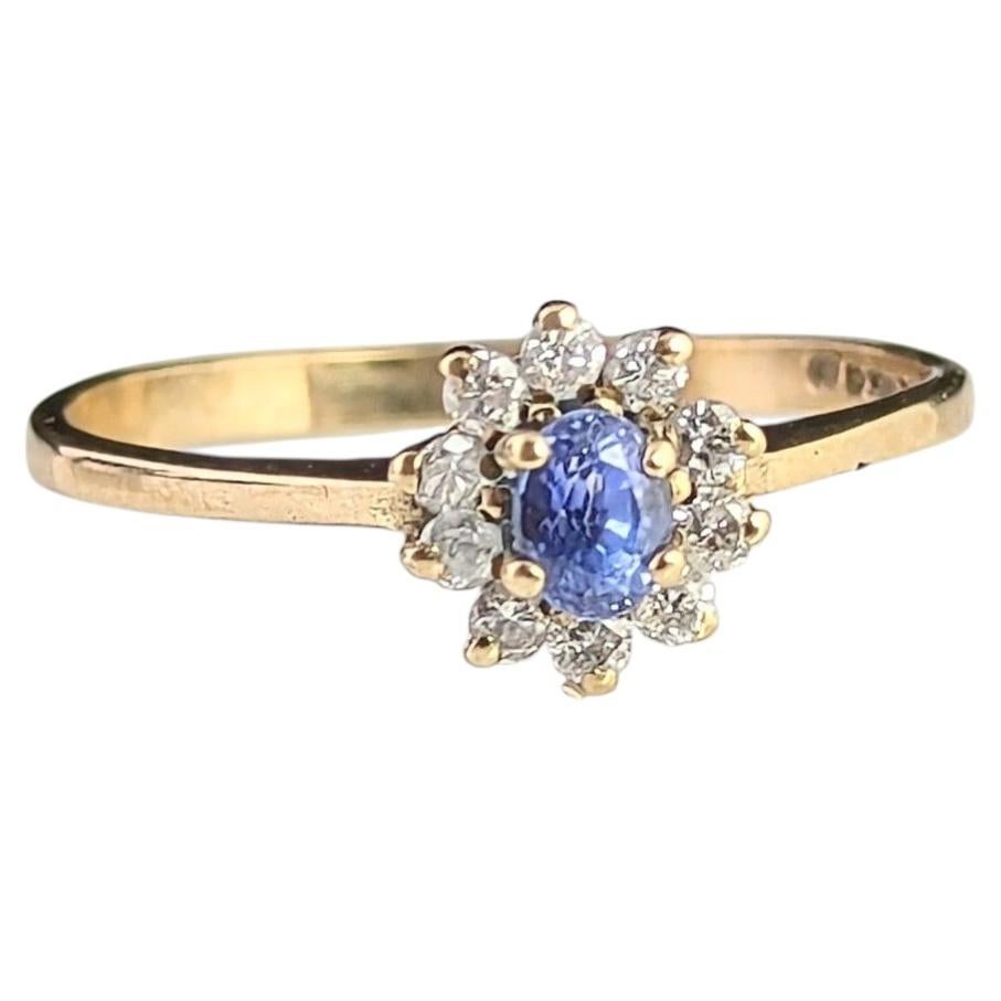 Vintage-Ring mit Saphir- und Diamantbesatz, 9-karätiges Gelbgold