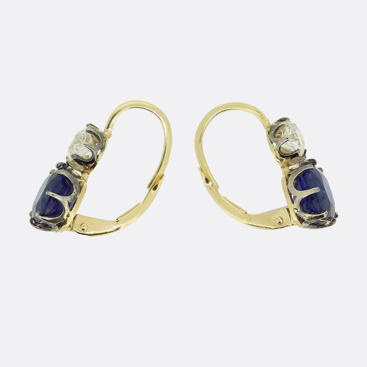 Vintage-Ohrringe mit Saphir und Diamant (Kissenschliff) im Angebot
