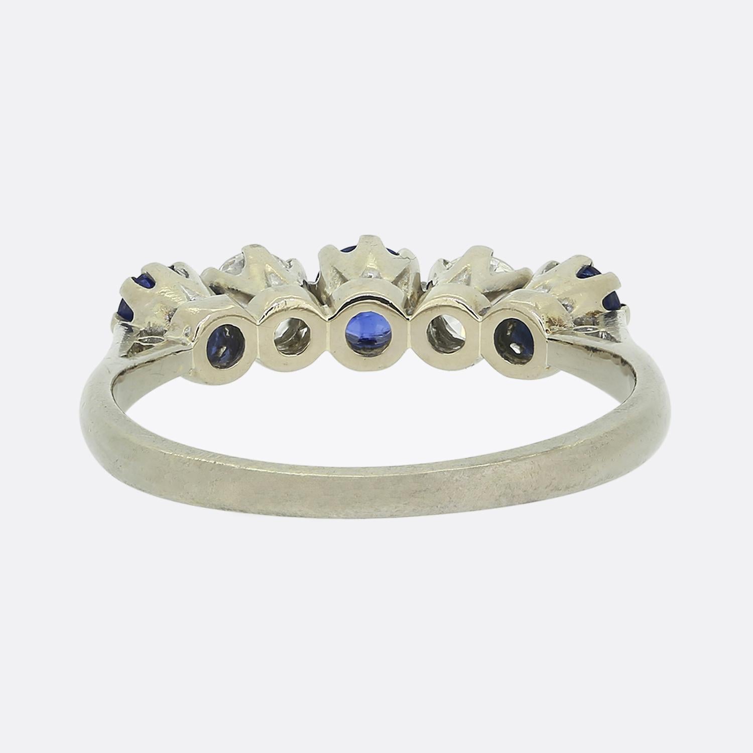 Vintage Sapphire and Diamond Five-Stone Ring In Good Condition For Sale In London, GB