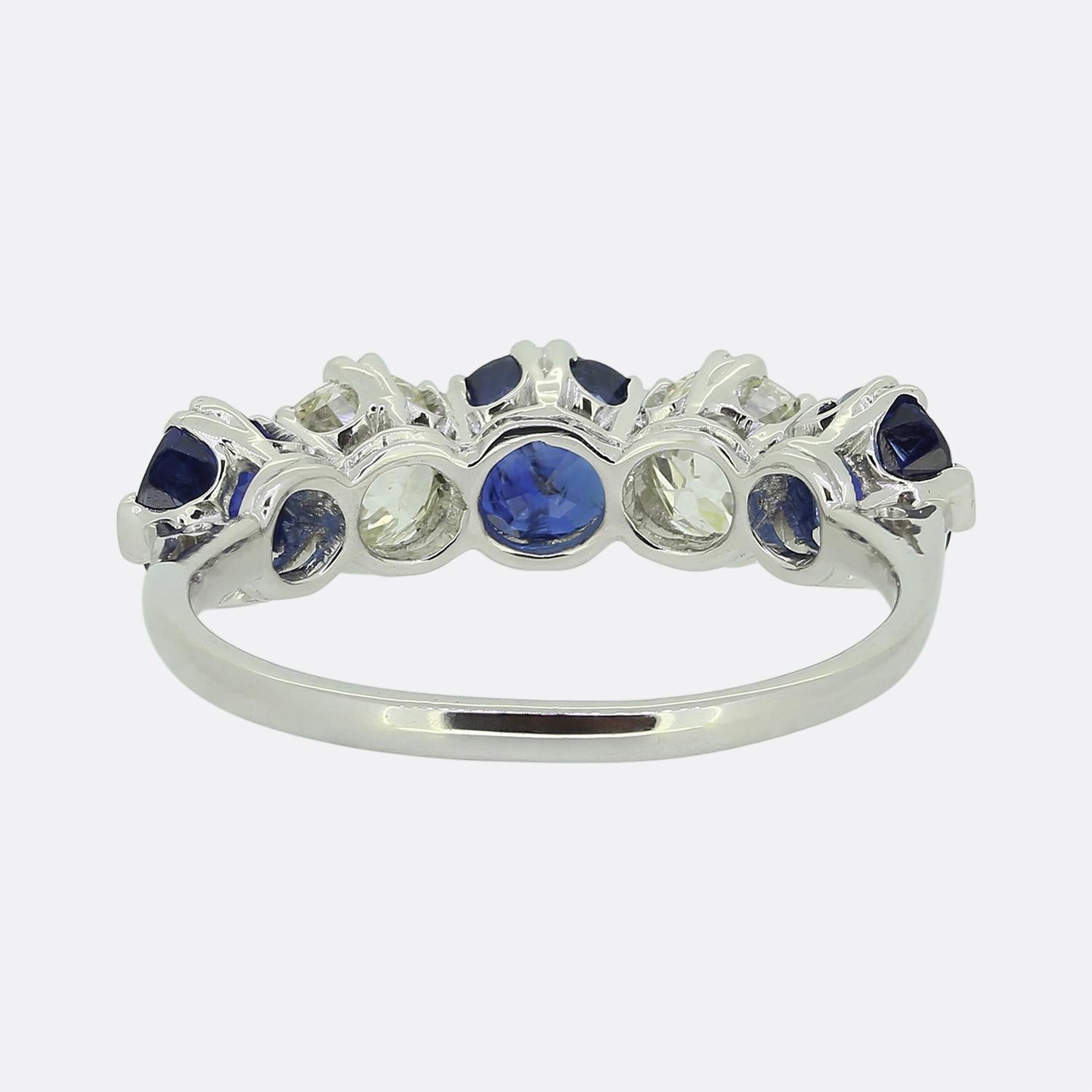 Vintage Sapphire and Diamond Five-Stone Ring In Good Condition For Sale In London, GB