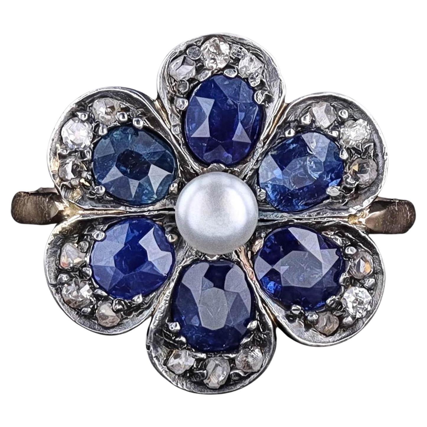 Anello a fiore con zaffiro e diamante d'epoca in argento e oro 15 ct. in vendita