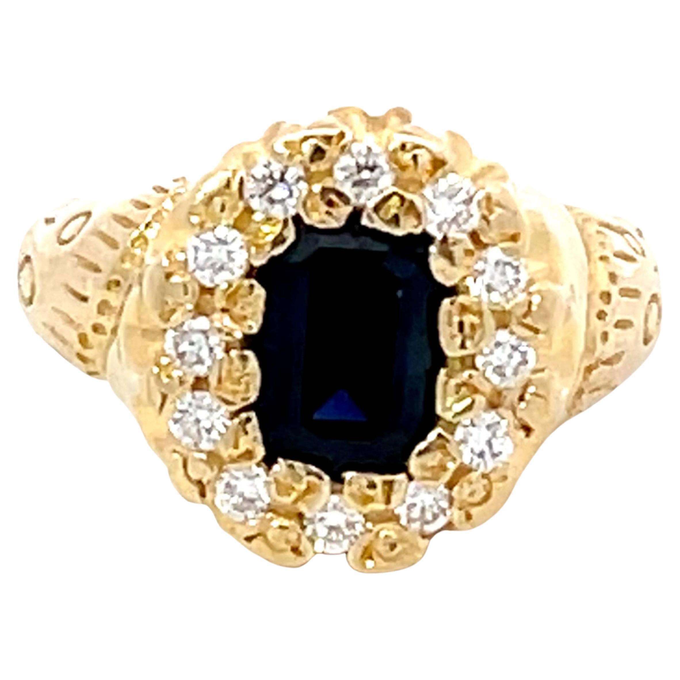 Vintage Sapphire and Diamond Halo Ring in 14k Yellow Gold For Sale