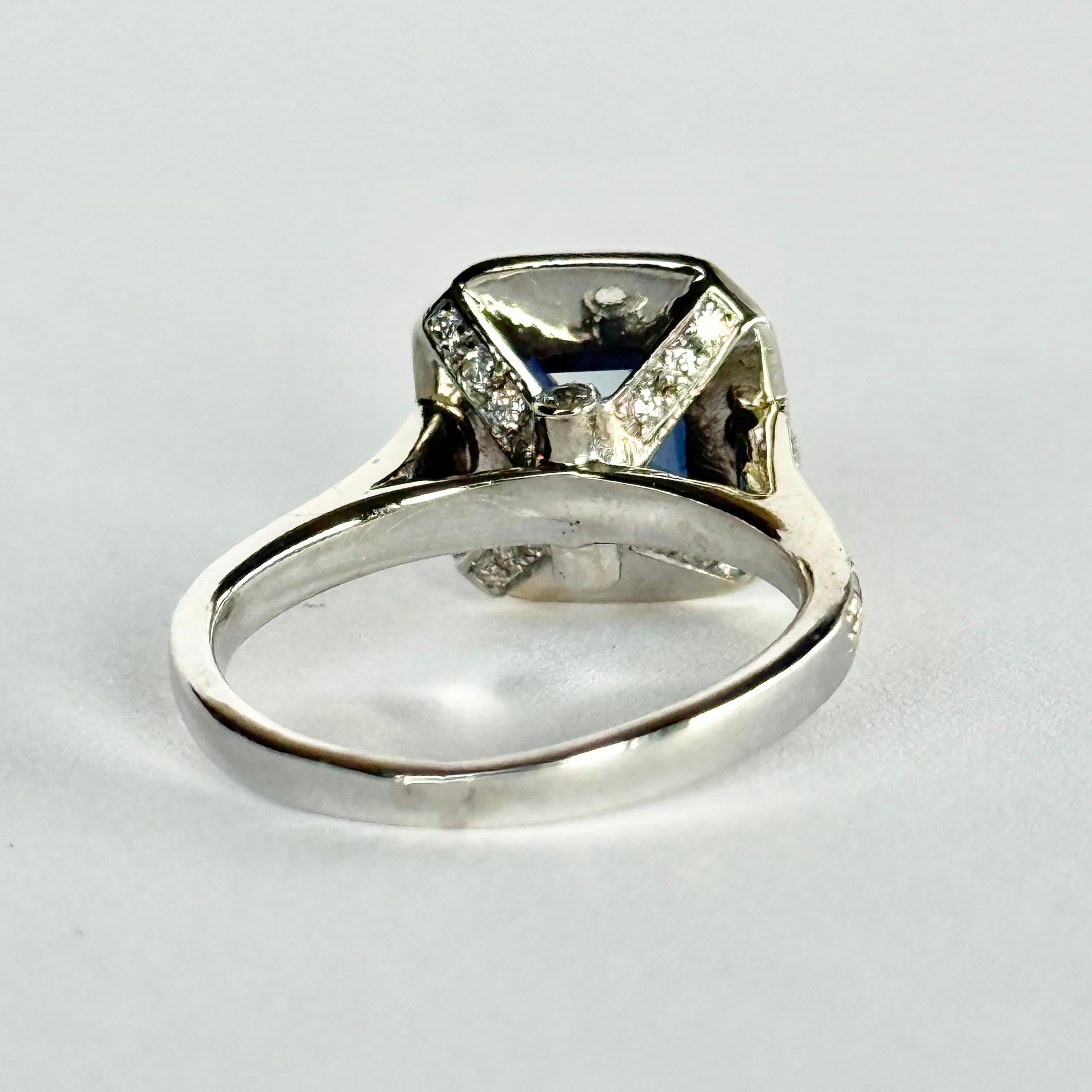 Vintage Sapphire and Diamond Platinum Cluster Panel Ring For Sale 1