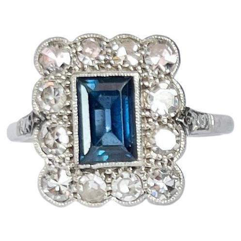 Vintage Sapphire and Diamond Platinum Cluster Panel Ring For Sale