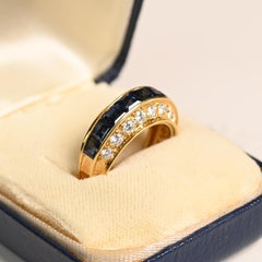 Vintage 18K Yellow Gold Cocktail Ring. Carre Cut Sapphire Round Diamond Ring