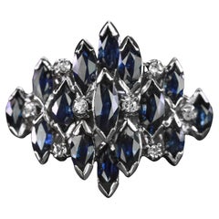 Ring mit Saphiren und Diamanten im Vintage-Stil mit einzigartigem und elegantem Design