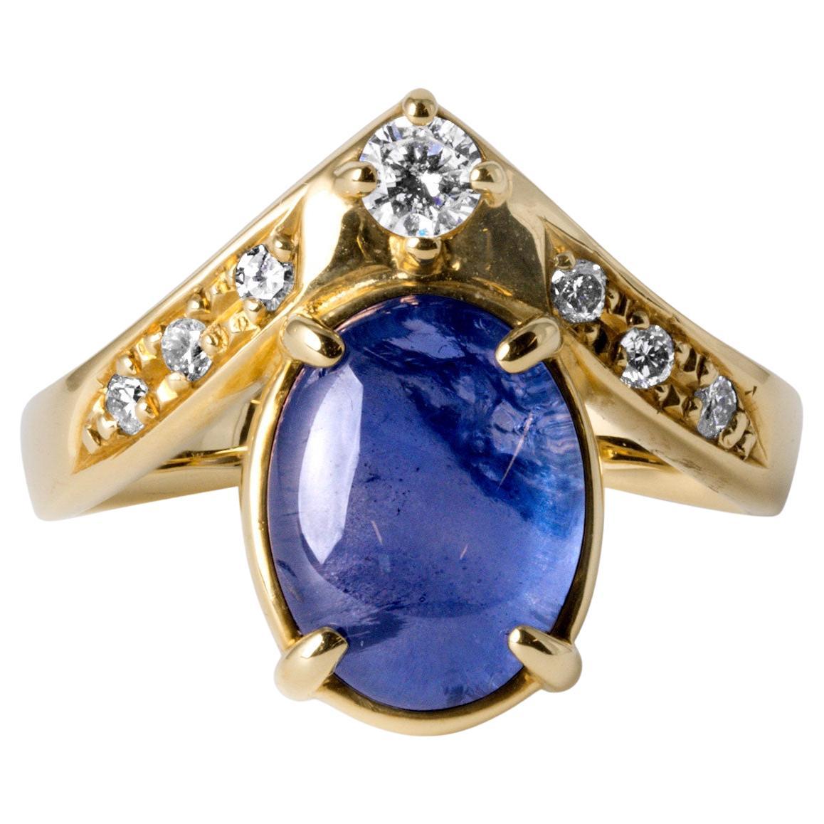 Tiara-Ring mit Saphir und Diamant  Ovaler Saphir von 4,21 Karat  18K Gelbgold