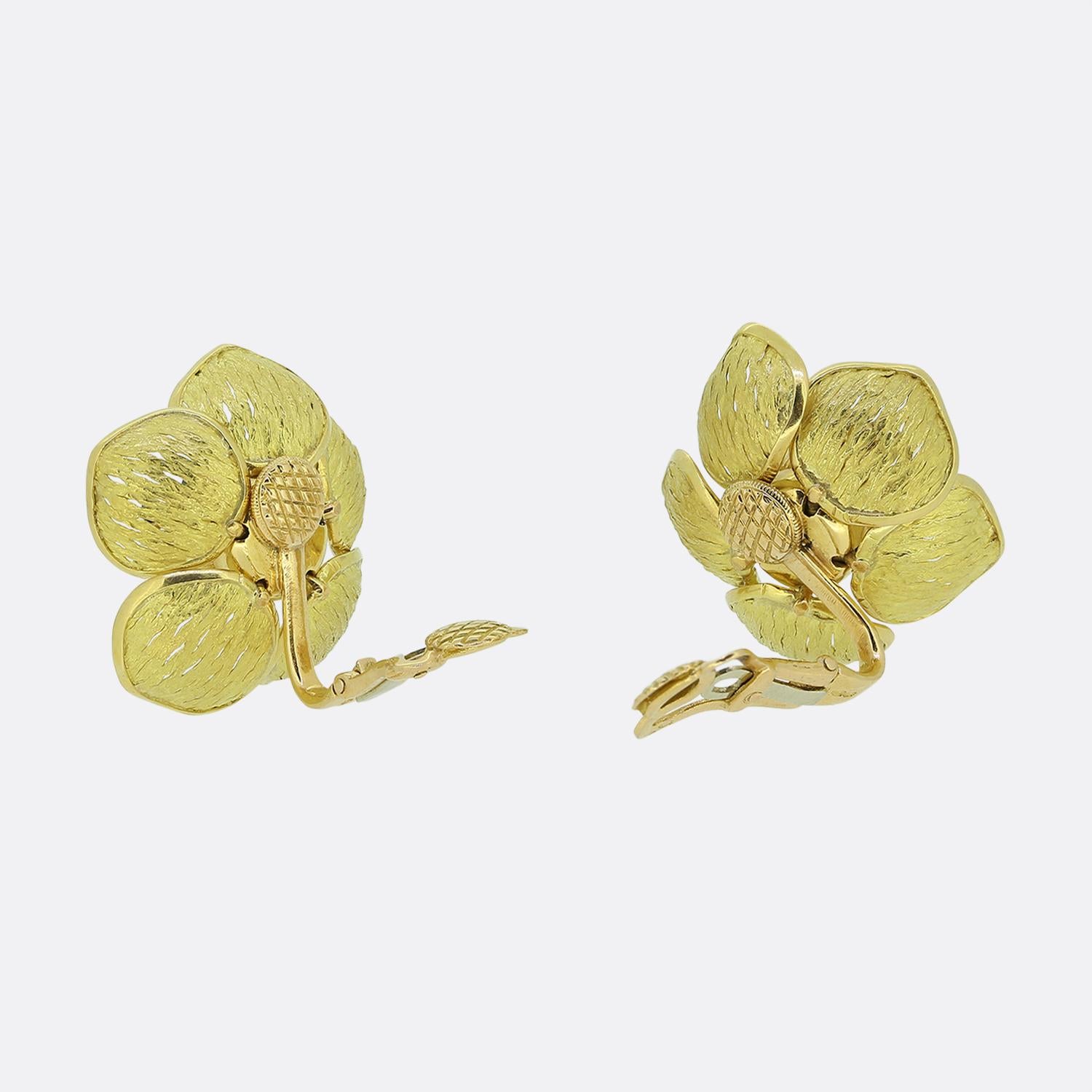 Boucles d'oreilles florales en saphir et diamant Tremblant Bon état - En vente à London, GB