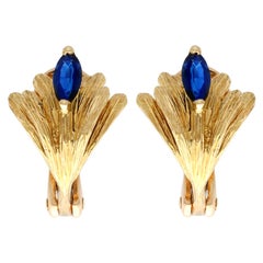 Mellerio Vintage Sapphire and Yellow Gold Earrings, circa 1980