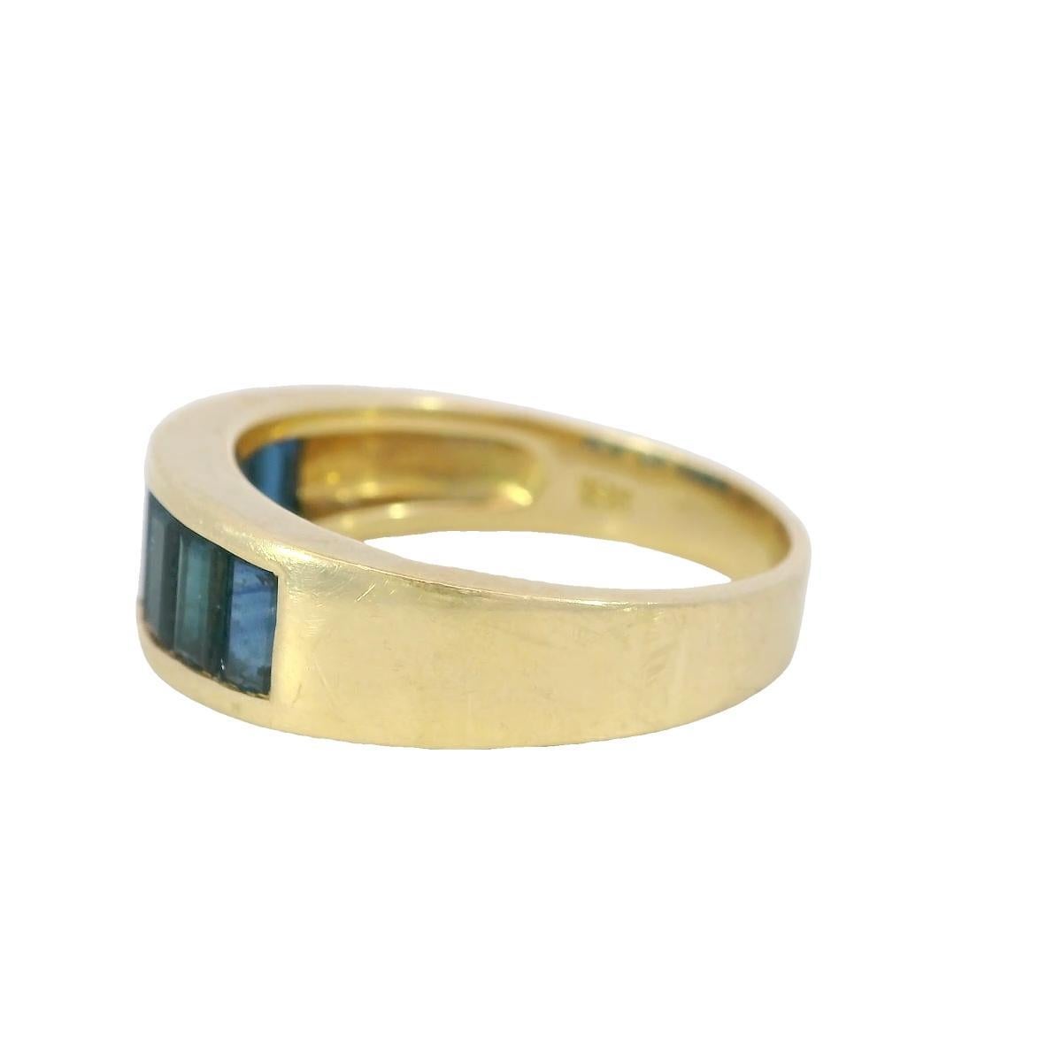 Vintage Sapphire Baguette Ring 18K Gelbgold ~2ctw Größe 7 (Baguetteschliff) im Angebot