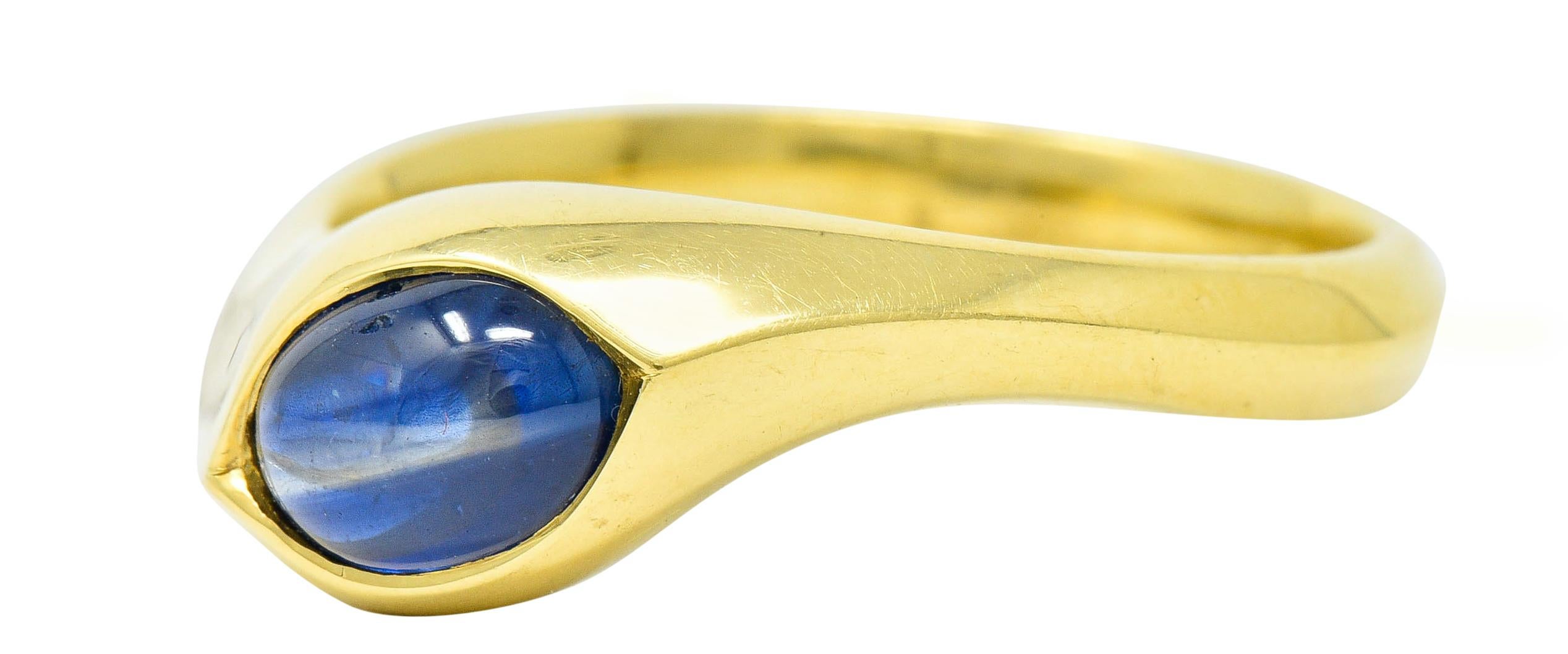 Vintage Sapphire Cabochon 18 Karat Gold Eyelet Band Ring, circa 1990s 1