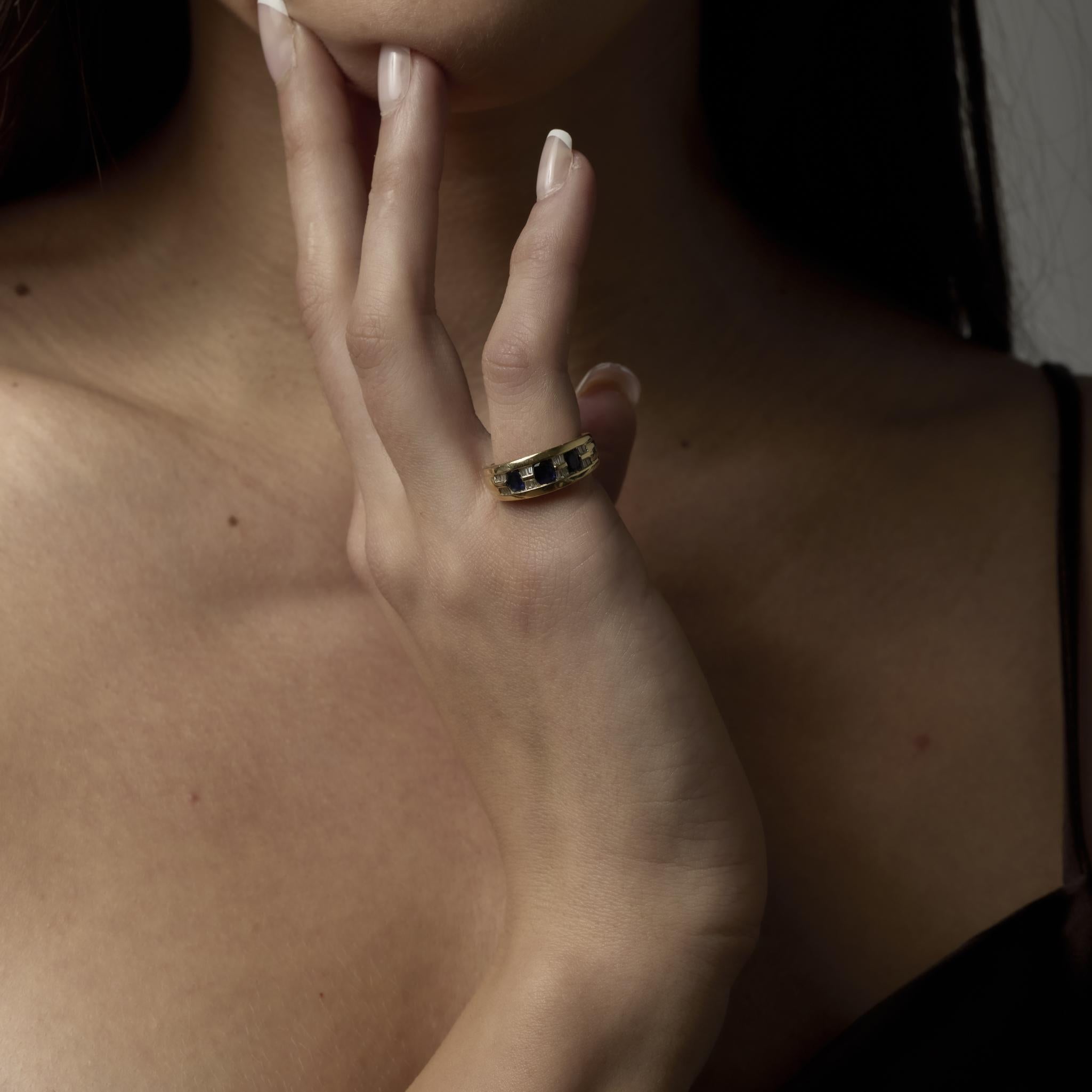 Bague vintage en or jaune 14k avec saphir et diamant Pour femmes en vente