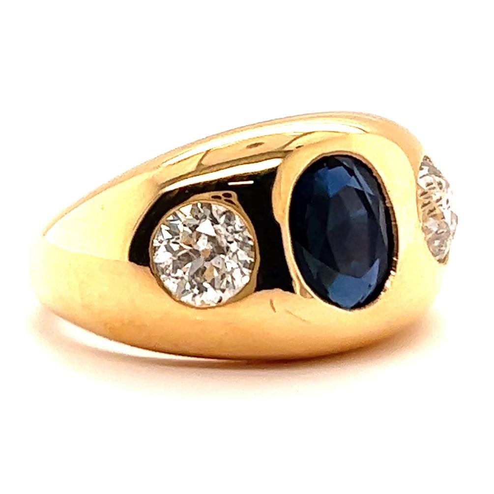 Vintage Saphir-Diamant-Ring aus 18 Karat Gold mit drei Steinen im Zustand „Hervorragend“ in Beverly Hills, CA