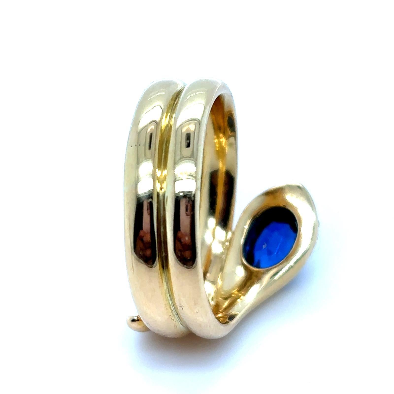 Vintage Sapphire Diamond 18 Karat Yellow Gold Snake Ring, Circa 1970 For Sale 4