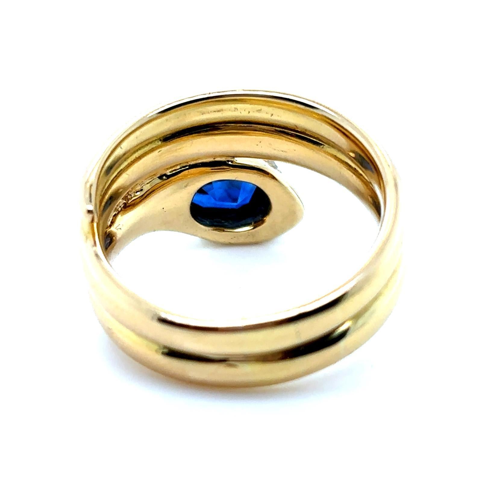 Vintage Sapphire Diamond 18 Karat Yellow Gold Snake Ring, Circa 1970 For Sale 2