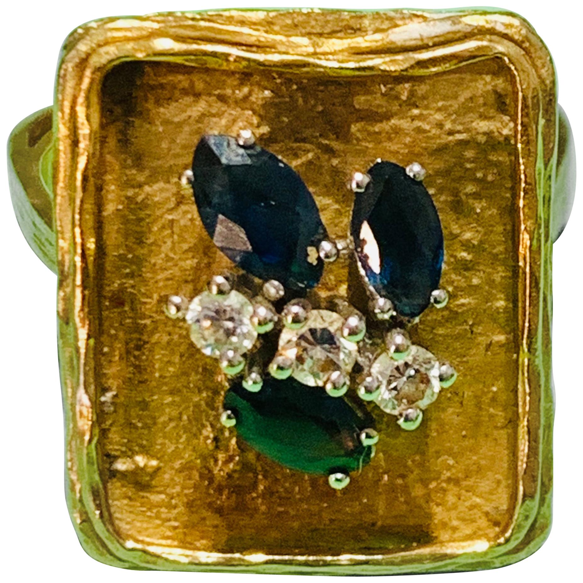 Vintage Sapphire Diamond 18 Karat Yellow Gold White Gold Fashion Cocktail Ring