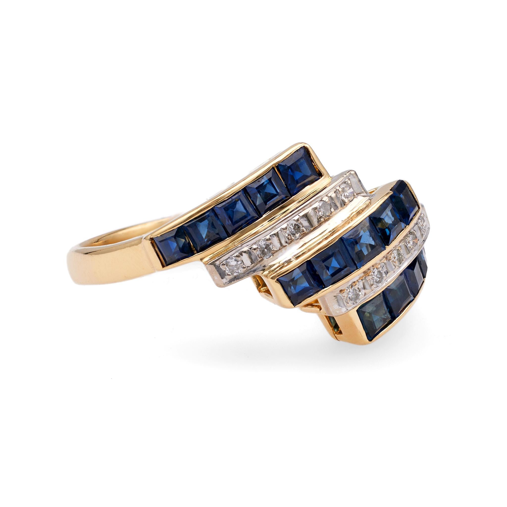 Vintage Sapphire Diamond 18k Gold Ring In Good Condition For Sale In Beverly Hills, CA