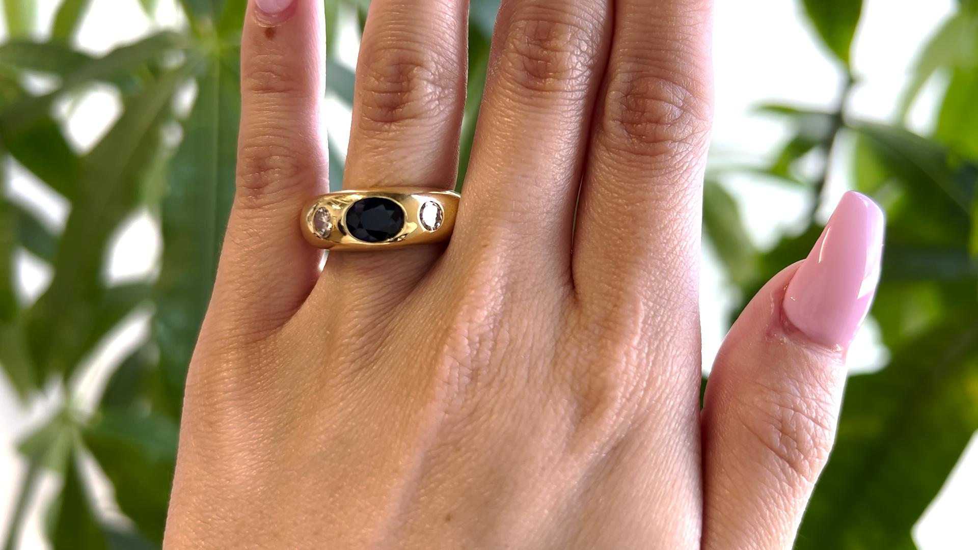 18 Karat Gelbgold Saphir-Diamant-Ring mit drei Steinen (Gemischter Schliff)