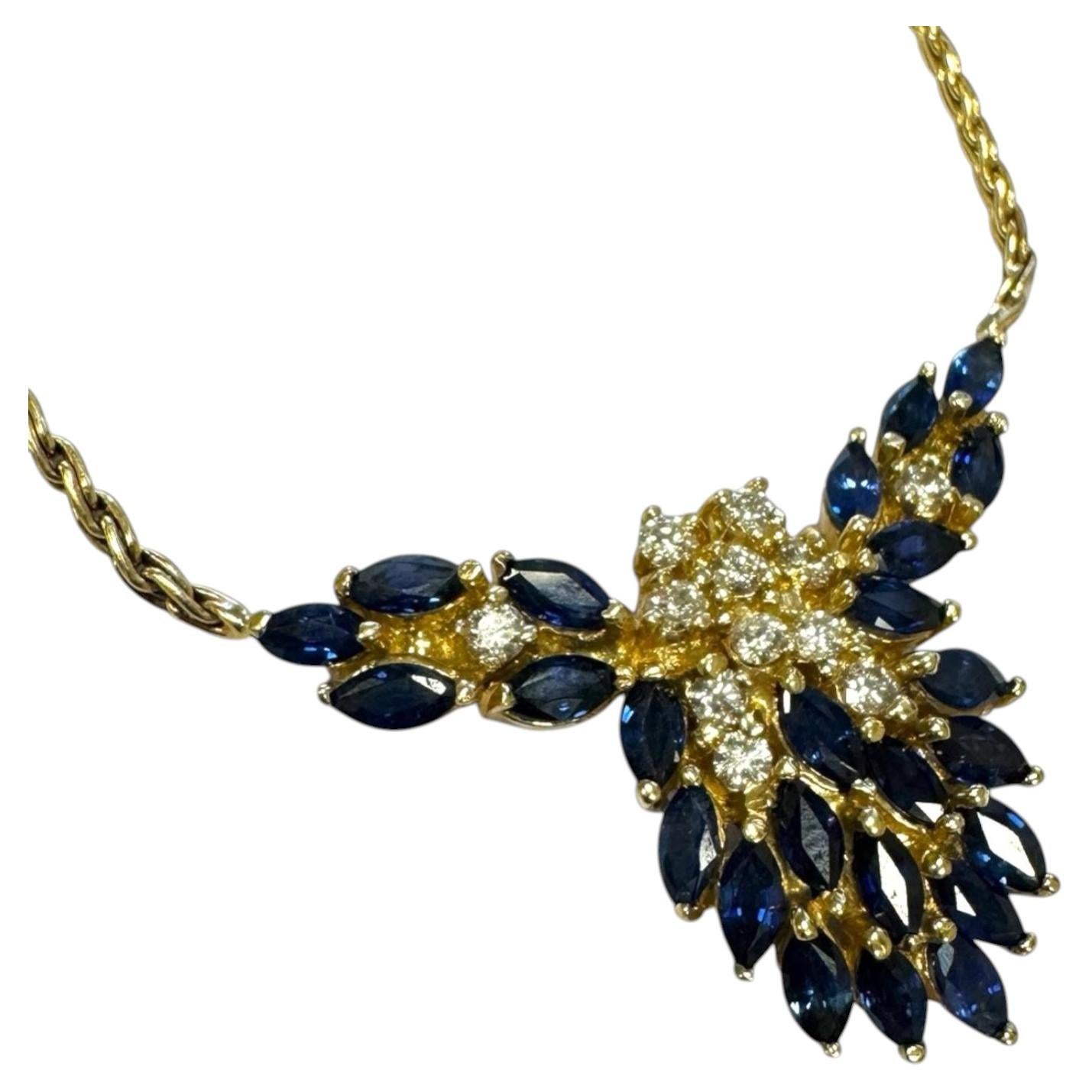 Collar vintage de zafiro y diamantes en racimo Oro amarillo 14K